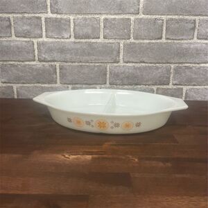 Vintage Pyrex Town & Country Divided Casserole Dish 1.5 Qt Oval